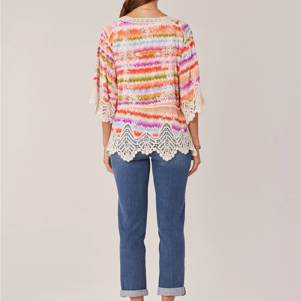 NEW Democracy Multicolor Crochet Trim Top! SZ Small - Picture 3 of 5